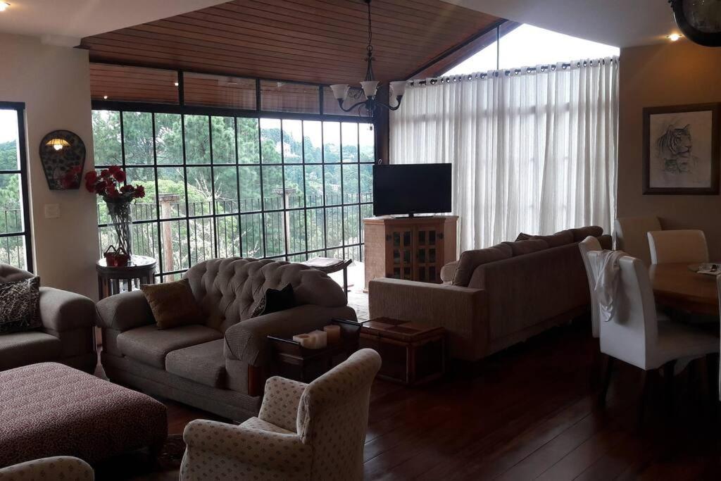 Casa E Vista Privilegiadas No Alto Do Capivari Campos do Jordão Exterior foto